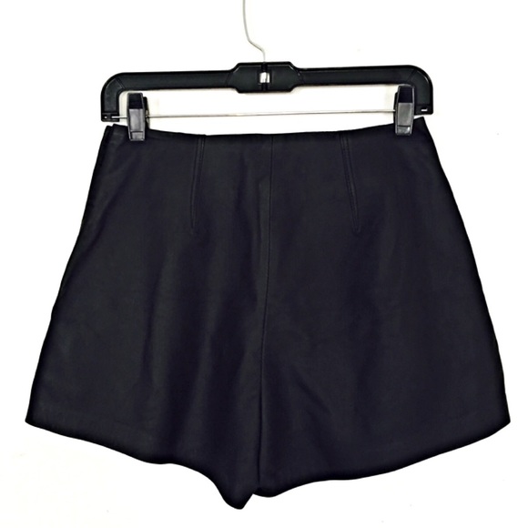 NM High Waist Genuine Leather Shorts - Picture 7 of 9